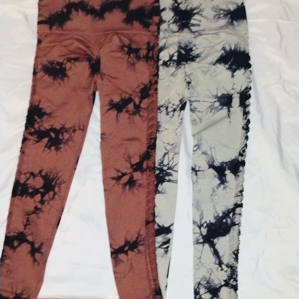 Tie-Dye Leggings - Maroon nd Gray
